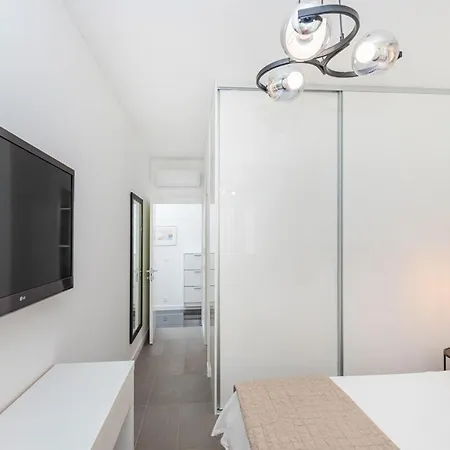 Apartment 5 Star Luxury Seaview *